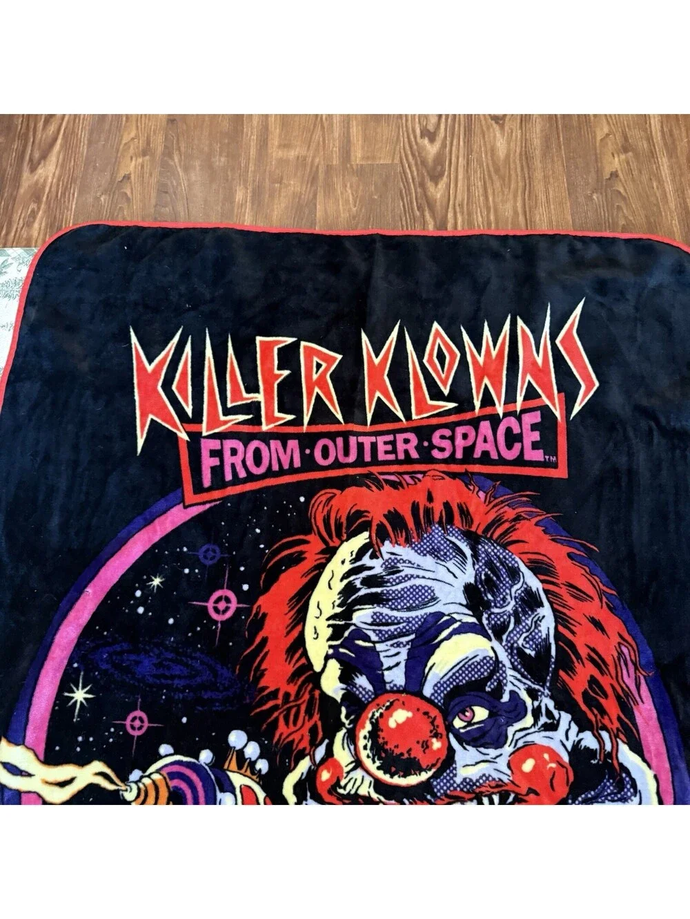 Killer Klowns From Outer Space Movie Tv Blanket Throw Steven Rhodes Sz 58x48 - Picture 2 of 7